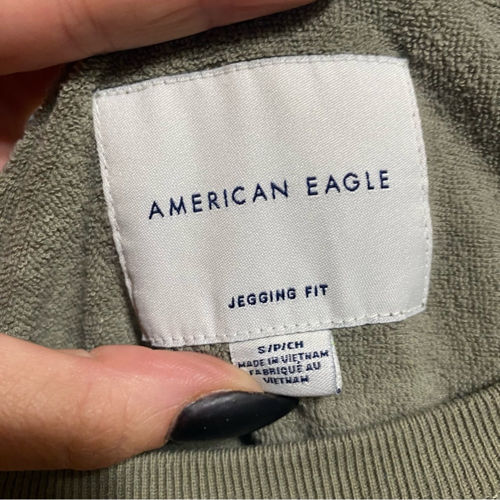 🎉3/$20 CLEAR OUT SALE!🎉 AEO Camouflage Crew Neck Sweatshirt - Picture 2 of 2